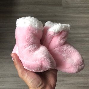 Baby winter booties/ slippers